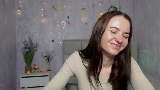Image 8 of kiaracriegs Stream on Chaturbate on 8 days ago