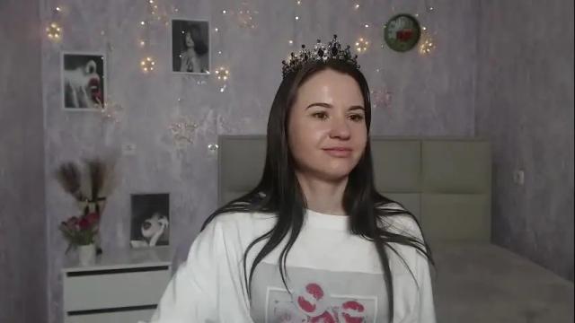 Thumbnail 3, kiaracriegs's Stream at Chaturbate, 19 hours ago