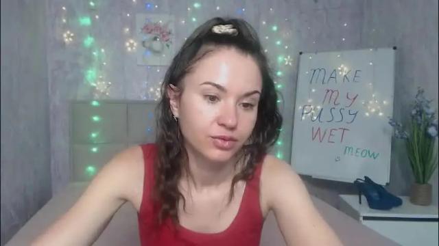 Image 7 of kiaracriegs Stream on Chaturbate on 2 months ago