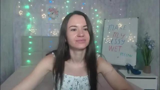 Image 12 of kiaracriegs Stream on Chaturbate on 2 months ago