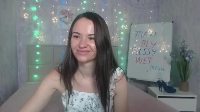 Image 3 of kiaracriegs Stream on Chaturbate on 2 months ago