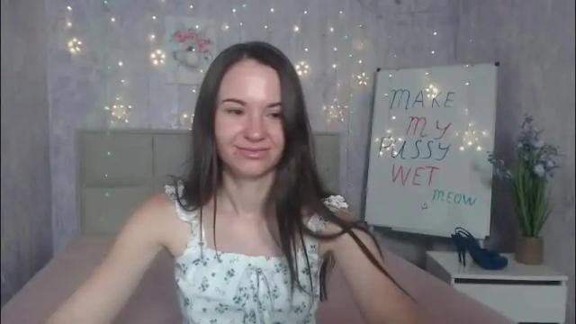 Image 4 of kiaracriegs Stream on Chaturbate on 2 months ago