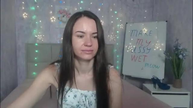 Image 6 of kiaracriegs Stream on Chaturbate on 2 months ago