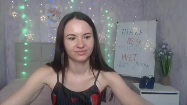 Image 4 of kiaracriegs Stream on Chaturbate on 2 months ago