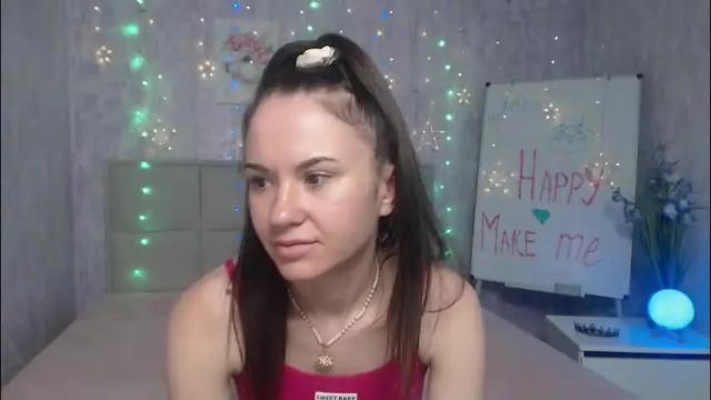 Image 8 of kiaracriegs Stream on Chaturbate on 2 months ago