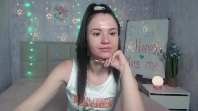 Image 7 of kiaracriegs Stream on Chaturbate on 2 months ago