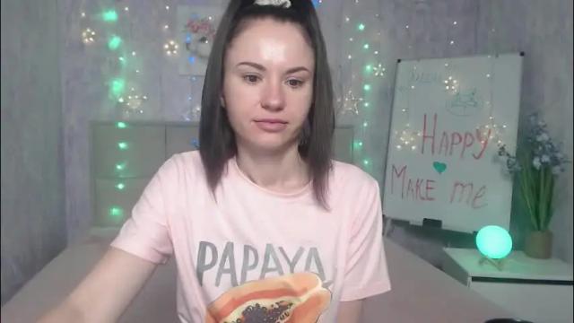 Image 2 of kiaracriegs Stream on Chaturbate on 2 months ago