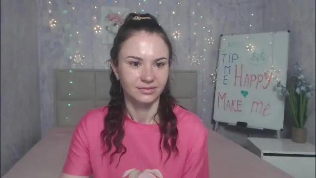 Image 8 of kiaracriegs Stream on Chaturbate on 1 month ago