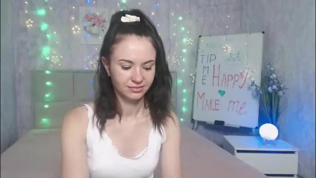 Image 12 of kiaracriegs Stream on Chaturbate on 1 month ago