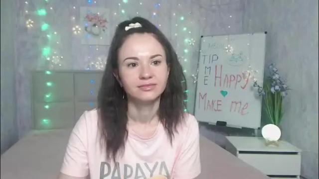 Image 7 of kiaracriegs Stream on Chaturbate on 1 month ago