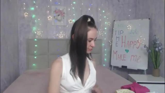 Image 12 of kiaracriegs Stream on Chaturbate on 1 month ago