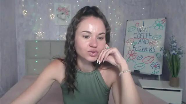 Image 11 of kiaracriegs Stream on Chaturbate on 1 month ago