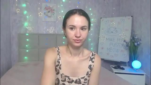 Image 10 of kiaracriegs Stream on Chaturbate on 1 month ago