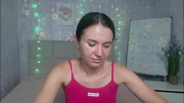 Image 7 of kiaracriegs Stream on Chaturbate on 28 days ago