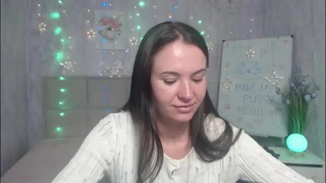 Image 3 of kiaracriegs Stream on Chaturbate on 27 days ago