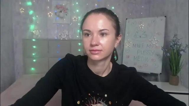 Image 6 of kiaracriegs Stream on Chaturbate on 22 days ago