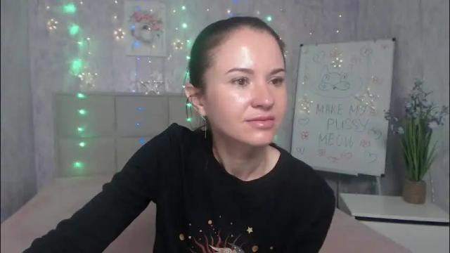 Image 7 of kiaracriegs Stream on Chaturbate on 22 days ago