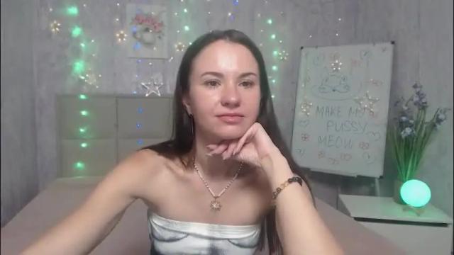 Image 8 of kiaracriegs Stream on Chaturbate on 21 days ago