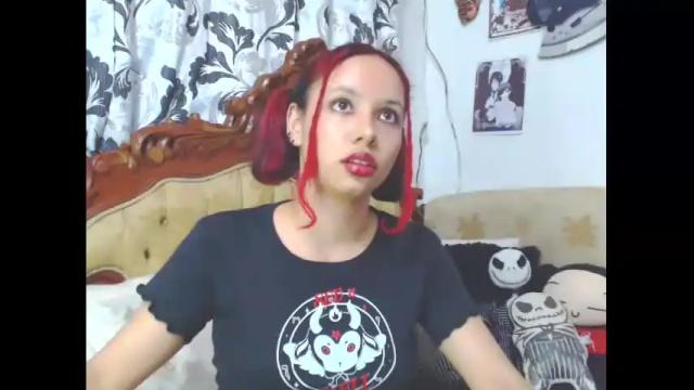 Image 6 of kiaralenon Stream on Chaturbate on 18 months ago