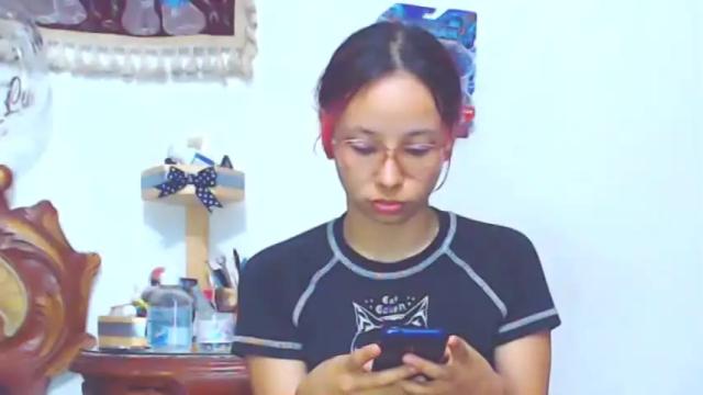 Image 11 of kiaralenon Stream on Chaturbate on 14 months ago