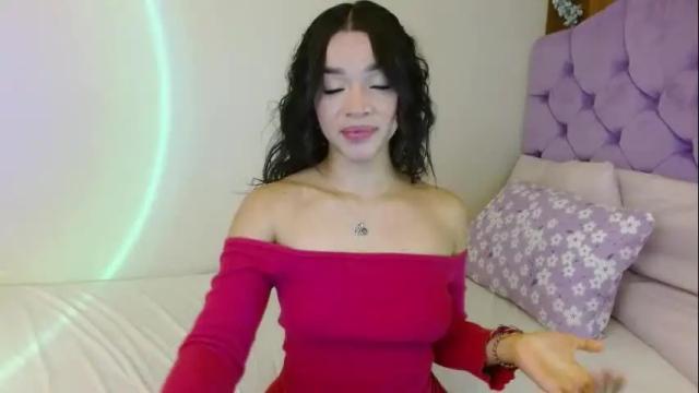 Image 11 of kiararose19 Stream on Chaturbate on 1 month ago