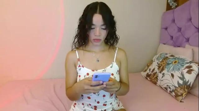 Thumbnail 1, kiararose19's Stream at Chaturbate, 1 month ago