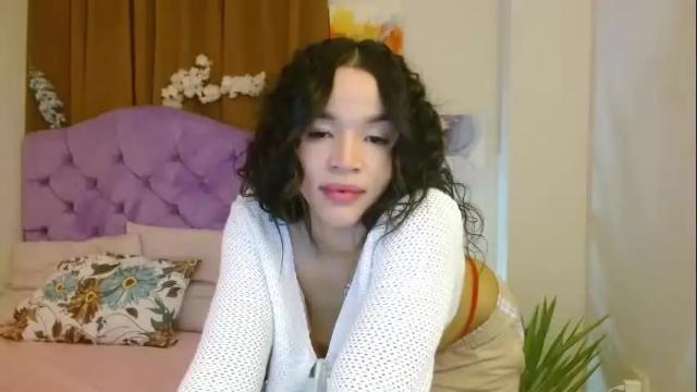Image 8 of kiararose19 Stream on Chaturbate on 1 month ago
