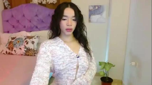 Image 4 of kiararose19 Stream on Chaturbate on 17 days ago