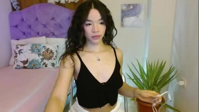 Image 2 of kiararose19 Stream on Chaturbate on 13 days ago