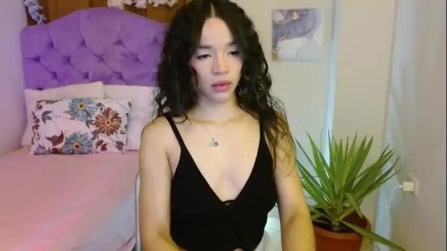 Image 6 of kiararose19 Stream on Chaturbate on 13 days ago