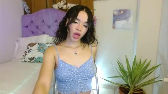 Image 11 of kiararose19 Stream on Chaturbate on 3 days ago