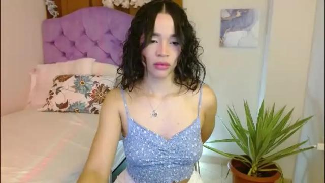 Image 7 of kiararose19 Stream on Chaturbate on 3 days ago