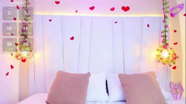 Image 7 of kiarhatrixie Stream on Chaturbate on 19 days ago