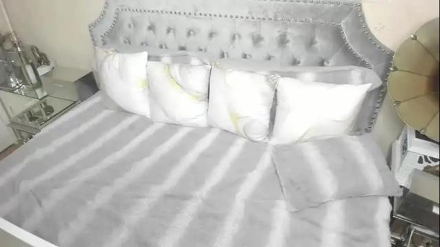 Image 2 of kiarose Stream on Chaturbate on 1 month ago
