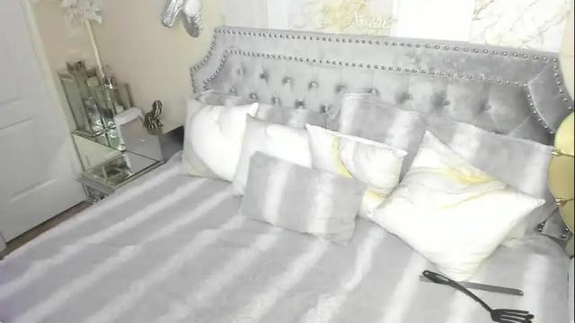 Image 11 of kiarose Stream on Chaturbate on 1 month ago