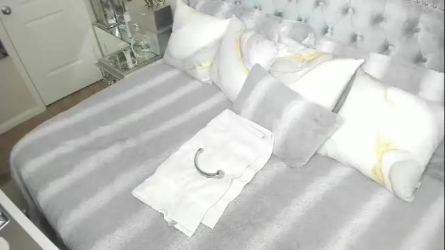 Image 6 of kiarose Stream on Chaturbate on 17 days ago