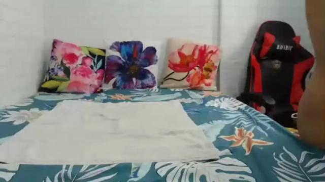 Image 12 of kiarralicious Stream on Chaturbate on 20 months ago