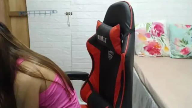 Image 4 of kiarralicious Stream on Chaturbate on 17 months ago
