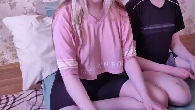 Image 12 of kii_wii Stream on Chaturbate on 1 month ago