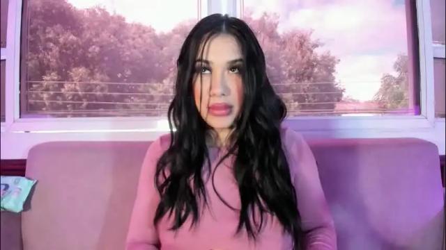 Image 11 of kiim_taaylor Stream on Chaturbate on 2 months ago