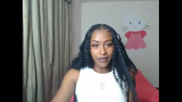 Image 6 of kiimara Stream on Chaturbate on 15 months ago