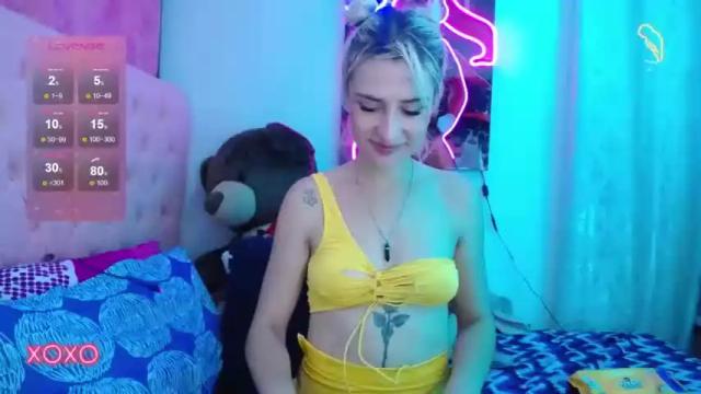 Image 6 of kiira_ra Stream on Chaturbate on 17 months ago