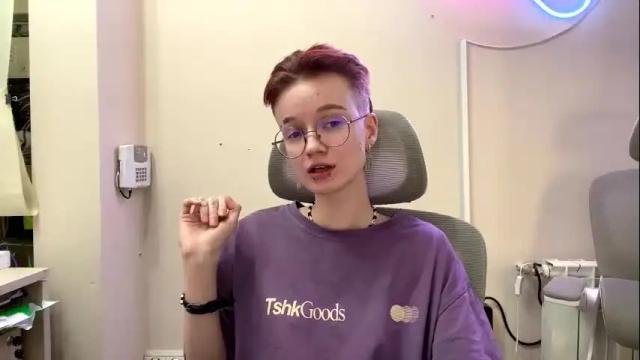 Image 12 of kiki_blue_eyes Stream on Chaturbate on 12 days ago