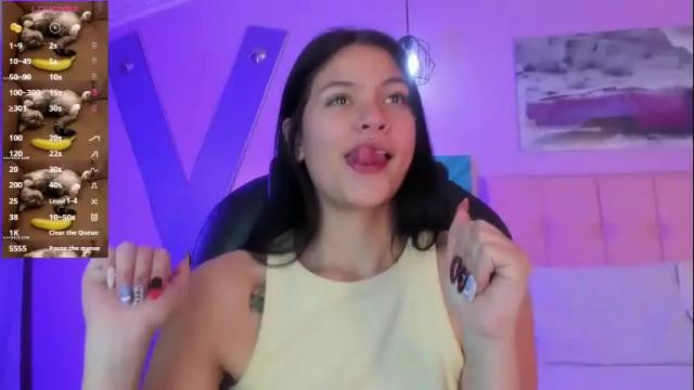 Image 12 of kiki_cams Stream on Chaturbate on 2 months ago