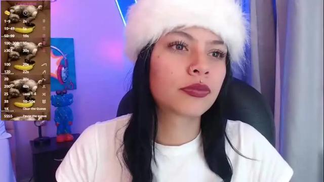 Image 6 of kiki_cams Stream on Chaturbate on 1 month ago