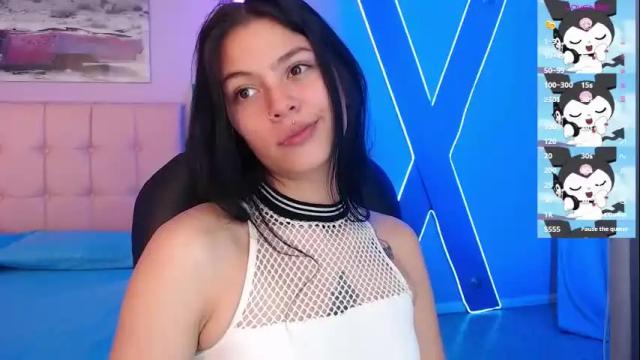Image 12 of kiki_cams Stream on Chaturbate on 1 month ago