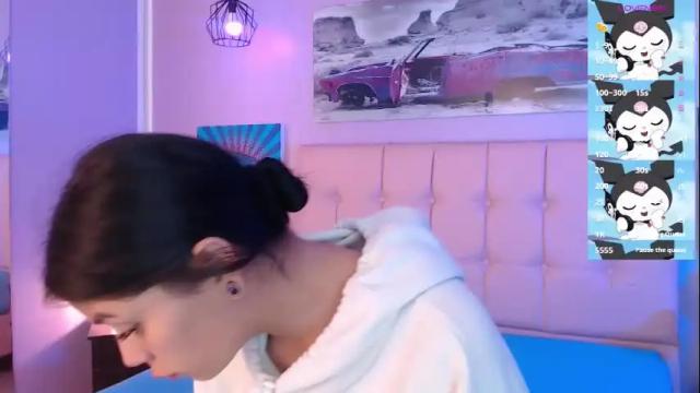 Image 7 of kiki_cams Stream on Chaturbate on 1 month ago