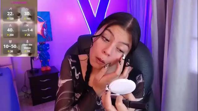 Image 10 of kiki_cams Stream on Chaturbate on 22 days ago