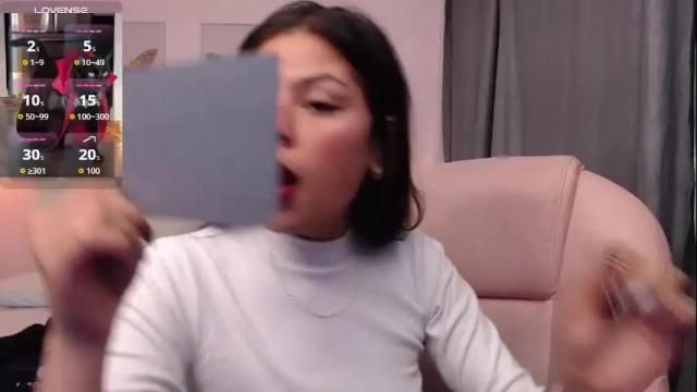 Thumbnail 2, kiki_cams's Stream at Chaturbate, 1 month ago