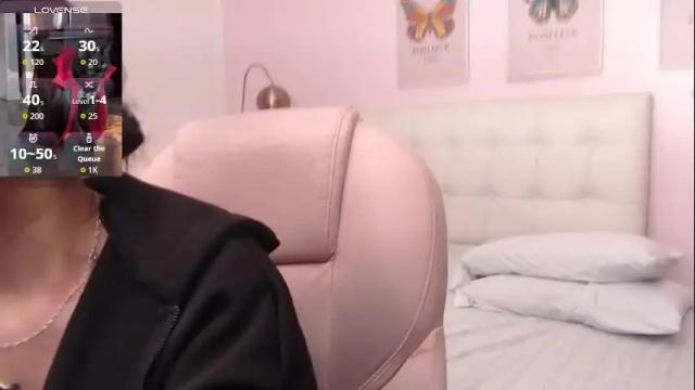 Image 12 of kiki_cams Stream on Chaturbate on 1 month ago